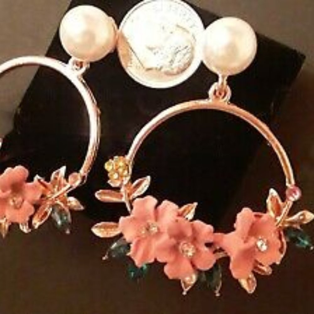Betsey Johnson Unbranded Beautiful Floral Rhinestone Hoop Dangle Earrings